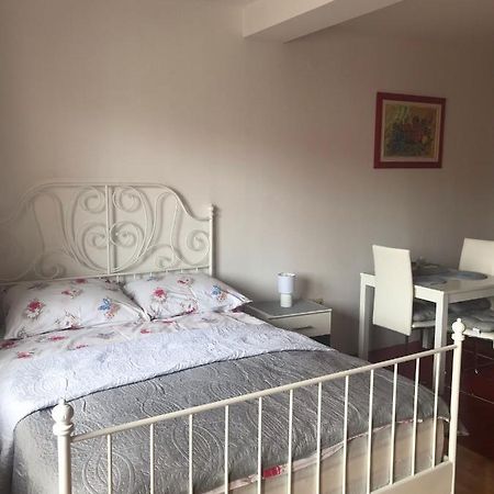 דירות Ðakovo Studio Apartman Ivano מראה חיצוני תמונה
