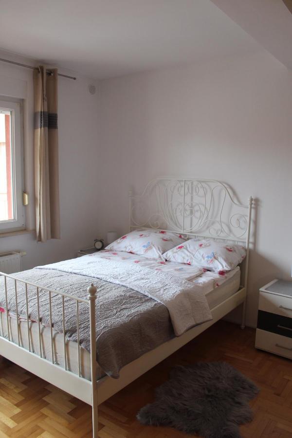 דירות Ðakovo Studio Apartman Ivano מראה חיצוני תמונה